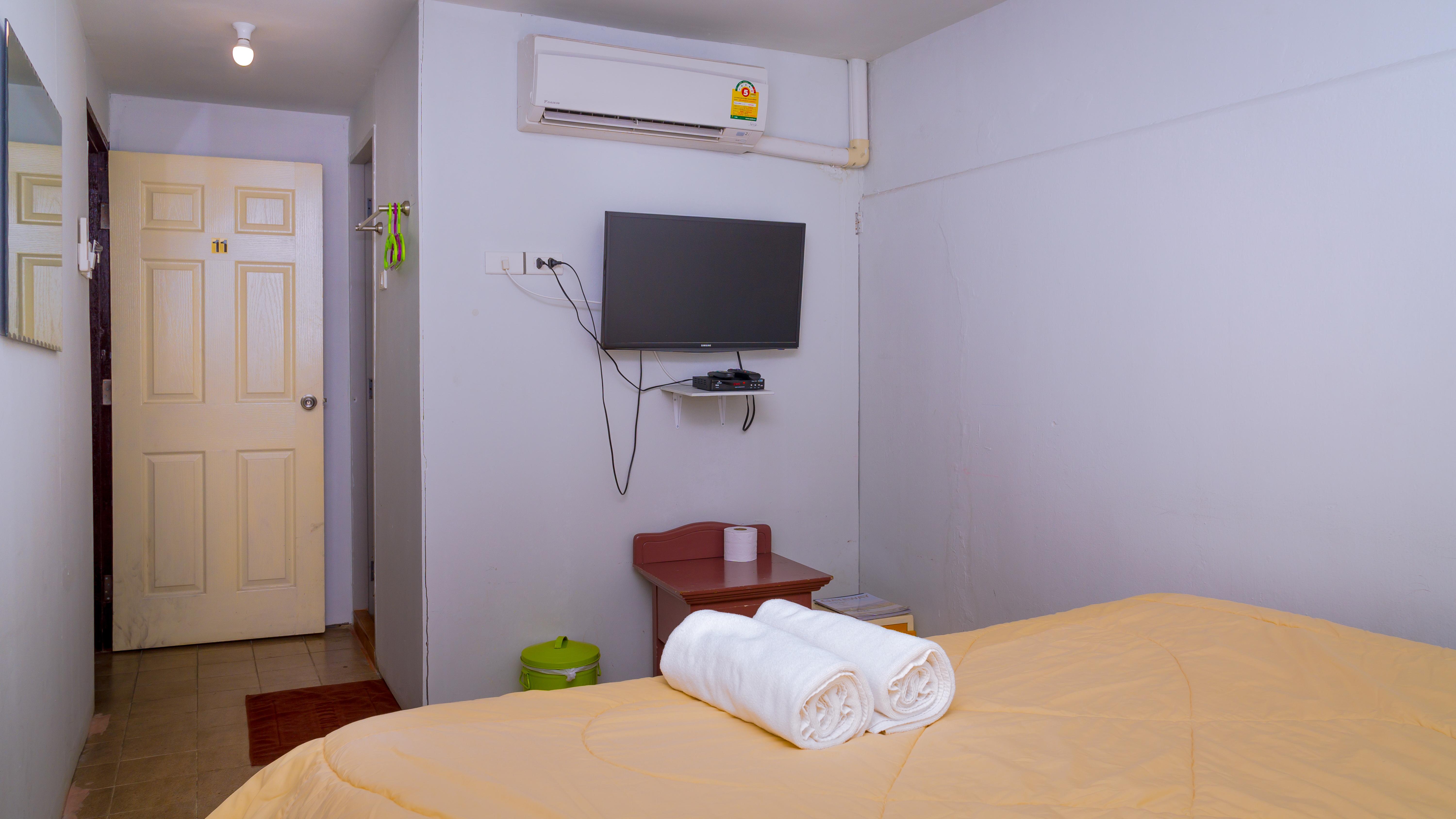 Gotum Hostel 1 Phuket Exterior photo