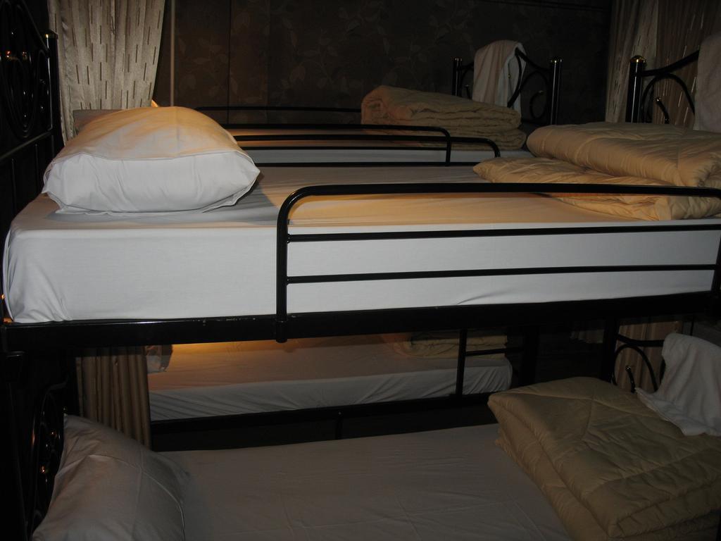 Gotum Hostel 1 Phuket Room photo